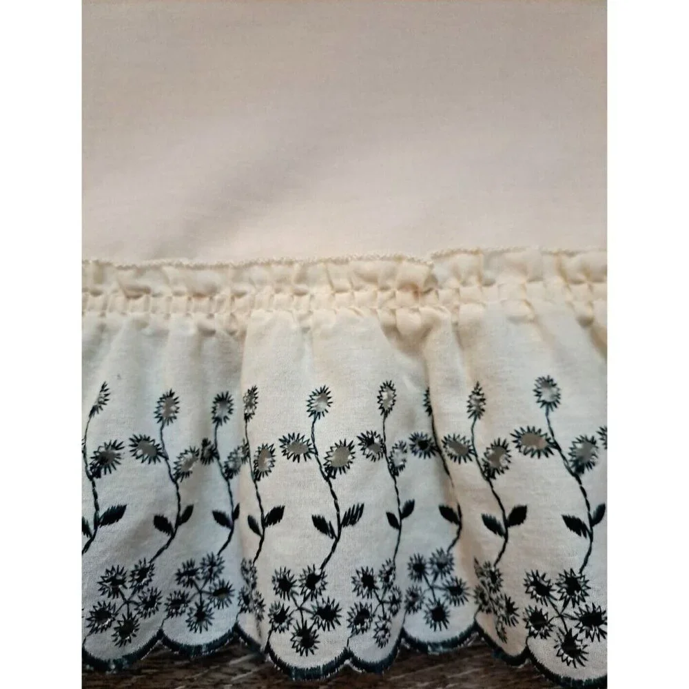 JC Penney Home Window Valance Cream Green Floral Ruffled Trim Cottage 50x17